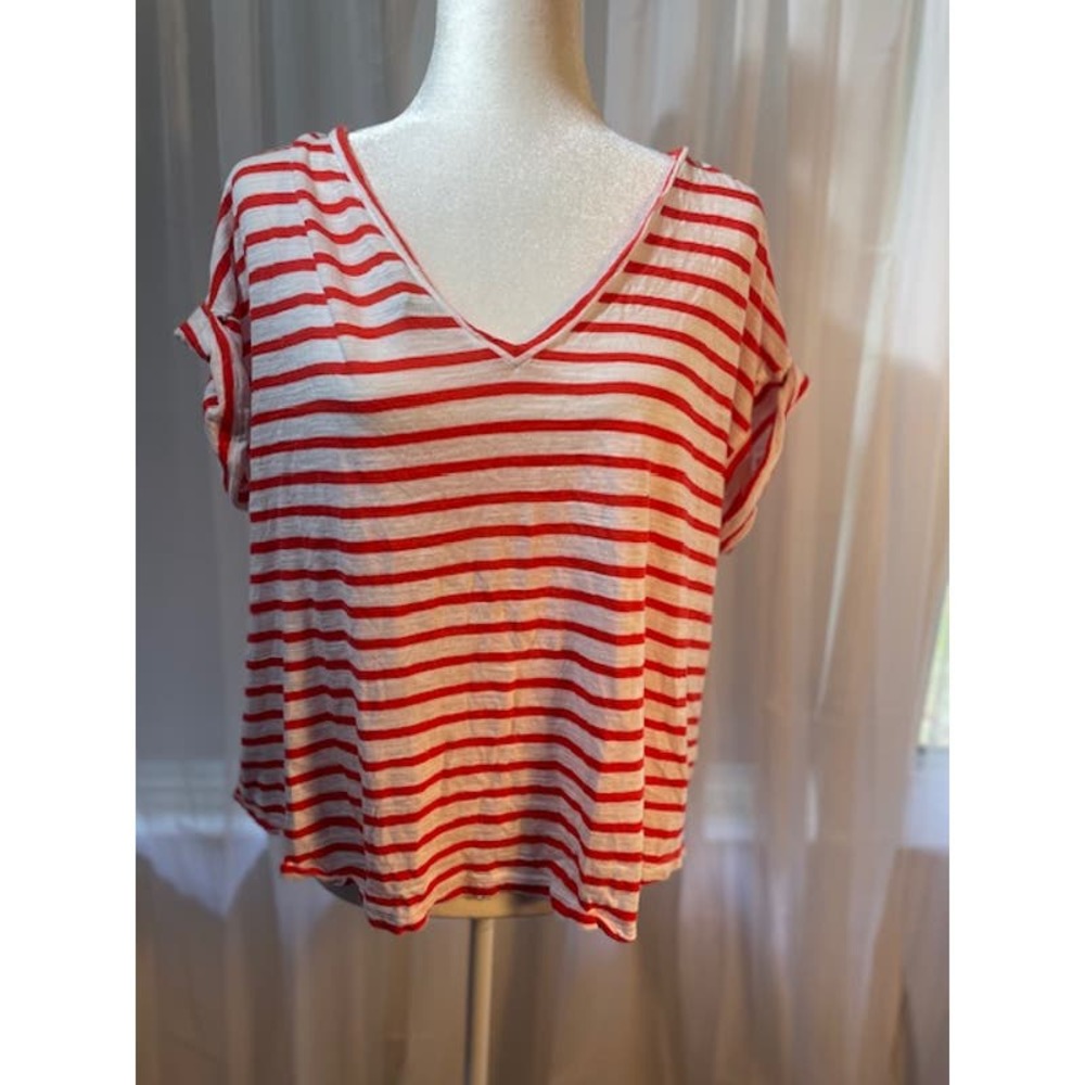 Banana Republic Size Medium Top Red & White Stripe
